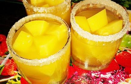 Cuketový kompót na zimu ako ananás Recept na cuketový kompót ako ananás