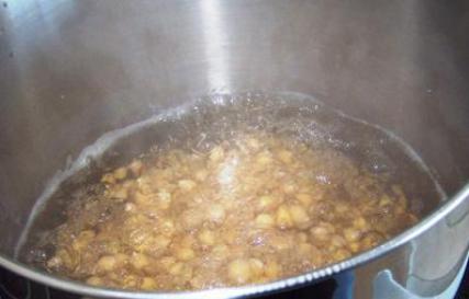 How to properly cook chickpeas with and without soaking